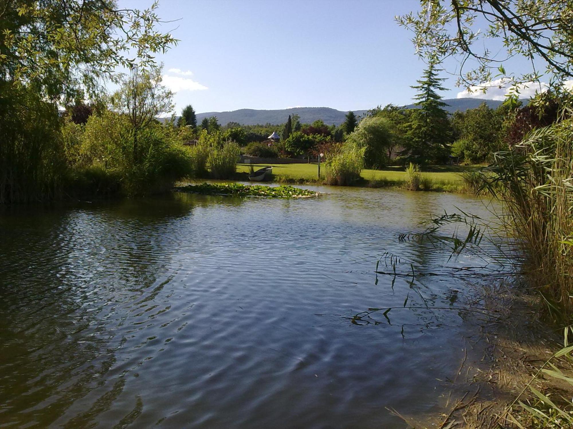 Domaine De La Begude Hotel Les Saquetons Eksteriør billede